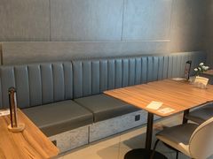 -必胜客(华邦银泰店)