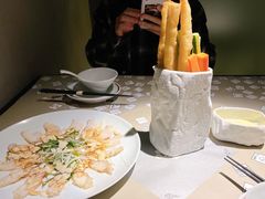 -穹六人间 people 6(岳阳路店)