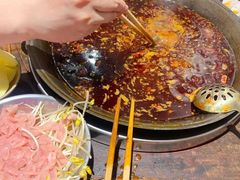 -四小区火锅·巷子里的重庆火锅(花照壁店)