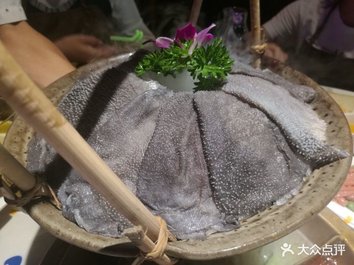 香天下火锅(大悦城店)屠场鲜毛肚图片 第3张