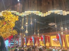 -老滇山寨•云南特色菜•地方菜•民族风情歌舞表演(金碧店)