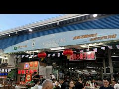 -四川小胡子海鲜(丁村万人海鲜广场店)