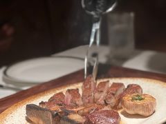 -Mogul Eatery·大亨餐酒馆