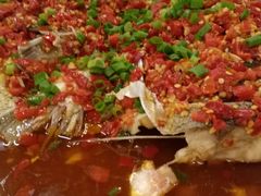 剁椒蒸鱼头-东方红酒楼(知春路店)