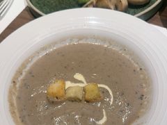 -静香HOUSE·全时段融合餐厅(七星欢乐颂店)
