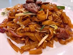 干炒牛河-稻香酒家·34年老字号·港式粤菜(汉街店)