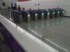 -红土地(地铁站)