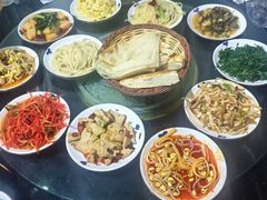 -秦扬居特色菜馆(上王村)