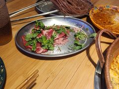 -洱火云南酸菜牛肉火锅(石景山当代商城店)