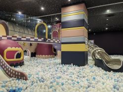 -MELAND CLUB亲子乐园·派对·餐厅(北京芳圆里ID MALL店)
