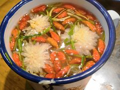 -沪小二炭火蛙锅(淮海中路美食不夜城店)