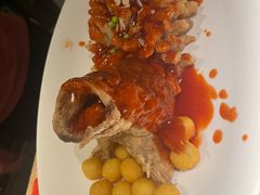 -吴越荣记苏州菜·松鼠桂鱼100%活鱼现做(月光码头店)