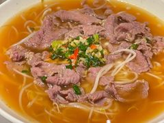 酸汤牛仔肉-炳胜品味(海印总店)