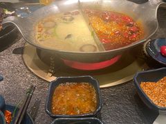 -湊湊火锅·茶憩(打浦桥日月光店)