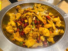 -小鱼小牛·鱼牛干锅·脆鱼火锅(世欧广场店)