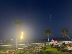 -JW万豪厨房餐厅·滨海草坪烧烤·海鲜·海景(三亚绿发山海天JW万豪酒店)