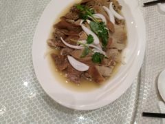 -巴扎美食·新疆菜·西域歌舞表演餐厅(新疆大厦店)