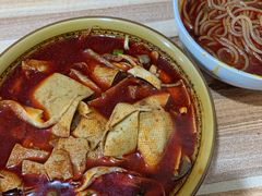 -老字号杨坡红油米线腊汁肉夹馍(东四道巷店)
