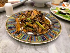 珍菌烧四宝-会宾园·云山宴中餐