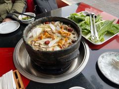 -南渝食府.墨脱石锅松茸鸡