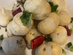 -蜗牛小馆醉乡民谣云南菜(惠新西里店)