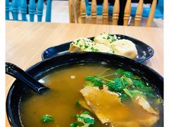 牛肉汤（咖喱）-小杨生煎(成山巴黎春天店)