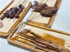 -蚝堡·生蚝海鲜烧烤物种起源•海肠捞饭(刘公岛店)