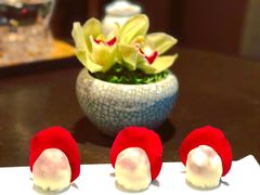 蓝莓雪媚娘-广州文华东方酒店·江-由辉师傅主理