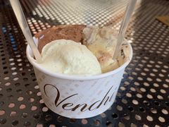 -VENCHI 闻绮(上海佛罗伦萨小镇店)