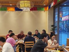 -乡土特色.冷锅鱼.牦牛肉汤锅