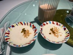 无糖酸奶配黑蜂蜜-新疆兵团食府清真(马连道店)