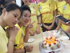 -伊丽莎白美容培训学校(顺德校区)