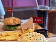 -必胜客(松雷店)