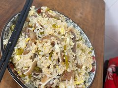 -老头爱马仕酸豇豆炒饭(丰富路店)