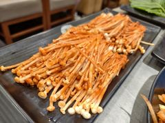 -啊美丽炭火烤肉(滑翔一店)