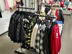 -唯品会(北京国瑞城店)