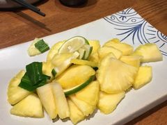 青柠檬拌鲜菠萝-云海肴·汽锅鸡·云南菜(天山百盛优客店)