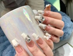 -悦指间美甲美睫