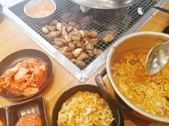 辣白菜-肉甲韩国木炭烤肉(新壹街1店)