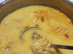 -煲王粤菜餐厅(中侨中心店)