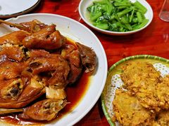 -芦茨金富饭庄·25年老字号·专做稻草鸡