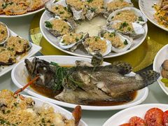 -四川小胡子海鲜(丁村万人海鲜广场店)