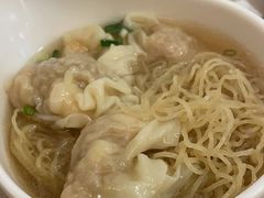 招牌鲜虾云吞面-新大咀港式茶餐厅(宝山万达店)