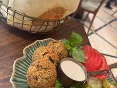 -ELI FALAFEL Lebanese&Mediterranean黎巴嫩美食(富城路店)