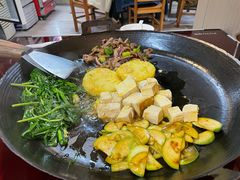 -丁姨妈贵州臭豆腐烙锅(甲秀楼店)