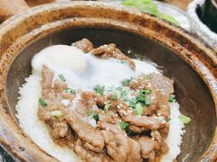 窝蛋牛肉煲仔饭-红星光发煲仔饭(大石街店)