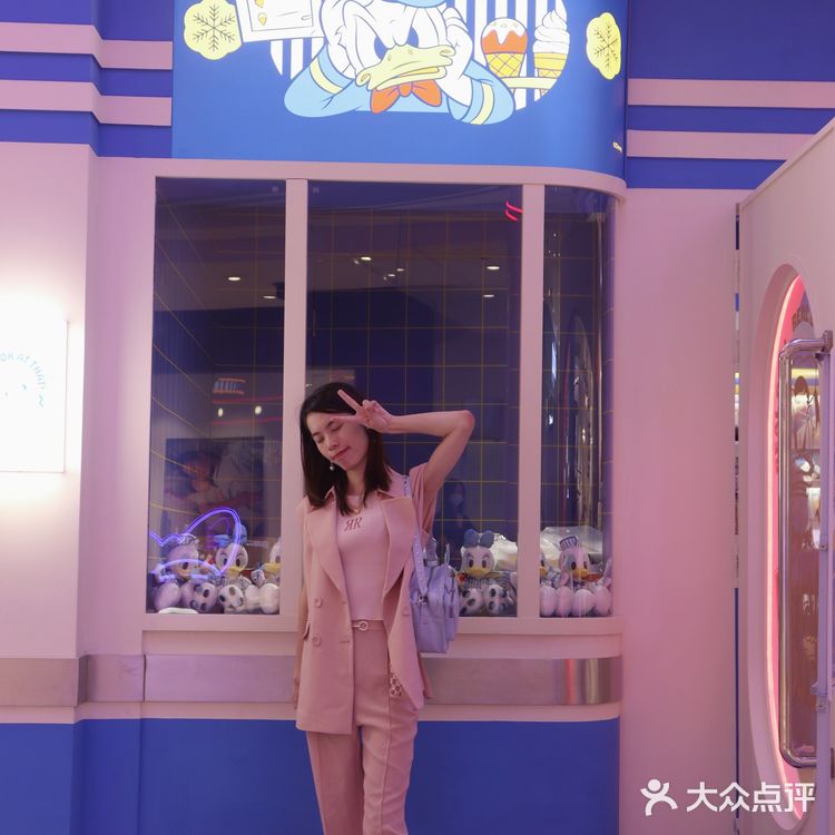 成都IFS｜唐老鸭刨冰展📸真的巨好拍