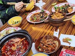 -山城欢现炒食堂(上海城店)