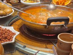 -亮欢寨酸汤鱼(沙冲路店)