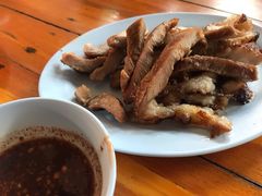 烤猪颈肉-Ruam Saep Yok Khok Som Tam